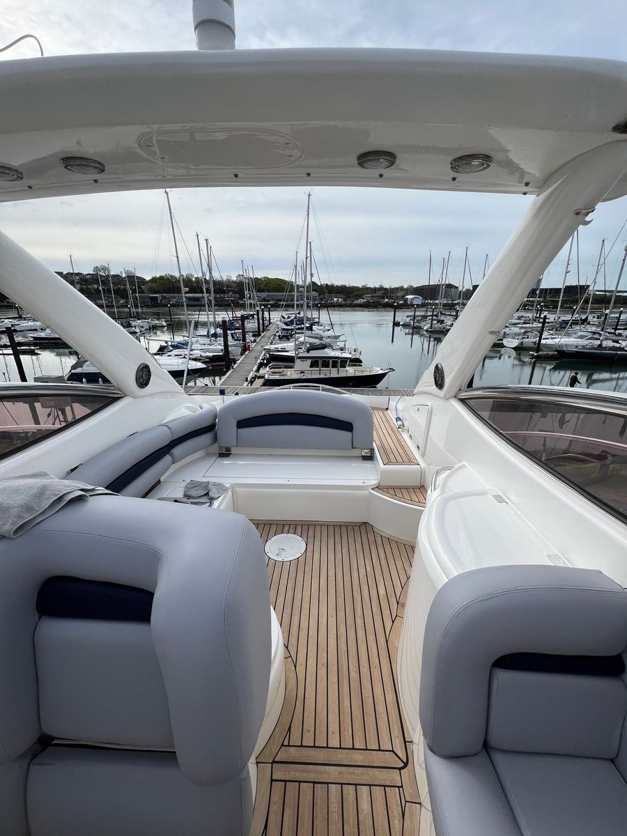 Front deck of the Superhawk